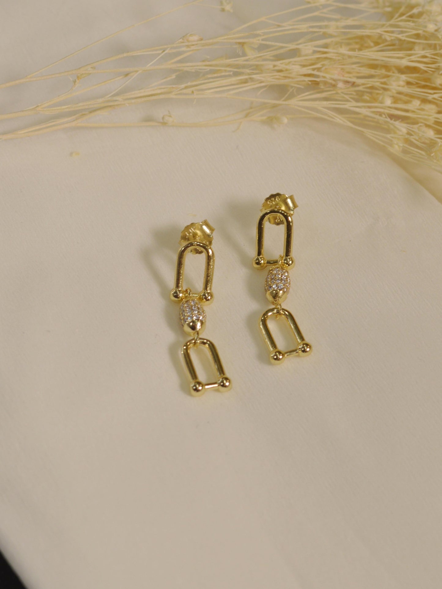 ZIRCONIA CHAIN EARRINGS